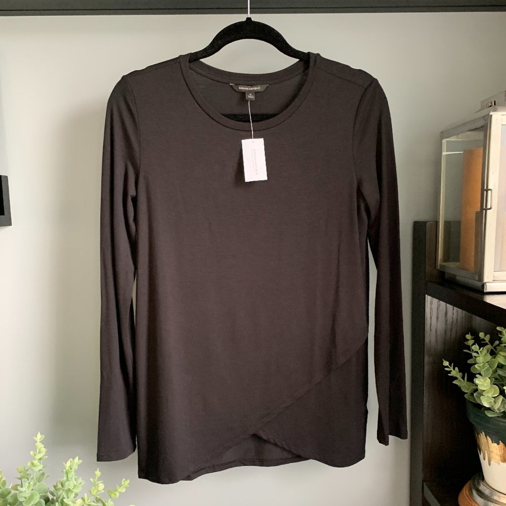 NWT Banana Republic Split Hem Shirt (Black) S